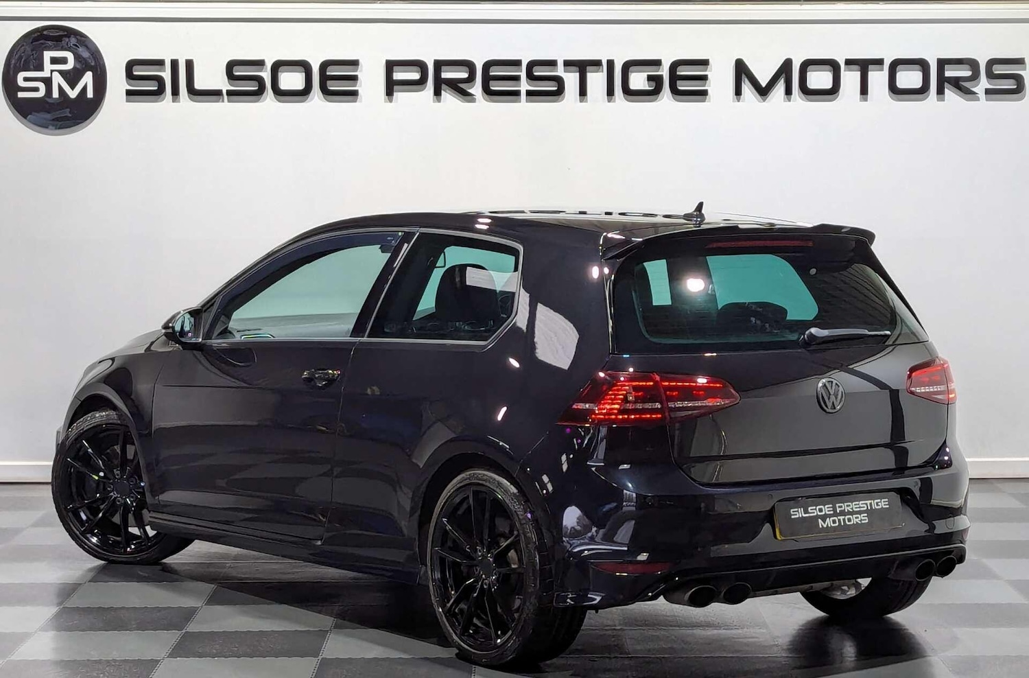 Used Volkswagen Golf 2015 for sale - 77040002: Photo 2