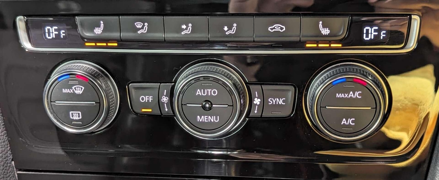 Used Volkswagen Golf 2015 for sale - 77040002: Photo 29