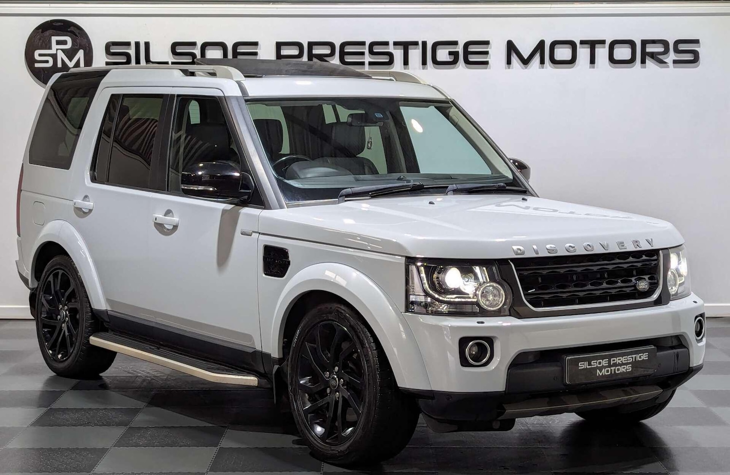 Used Land Rover Discovery 2016 for sale - 77574645: Photo 4