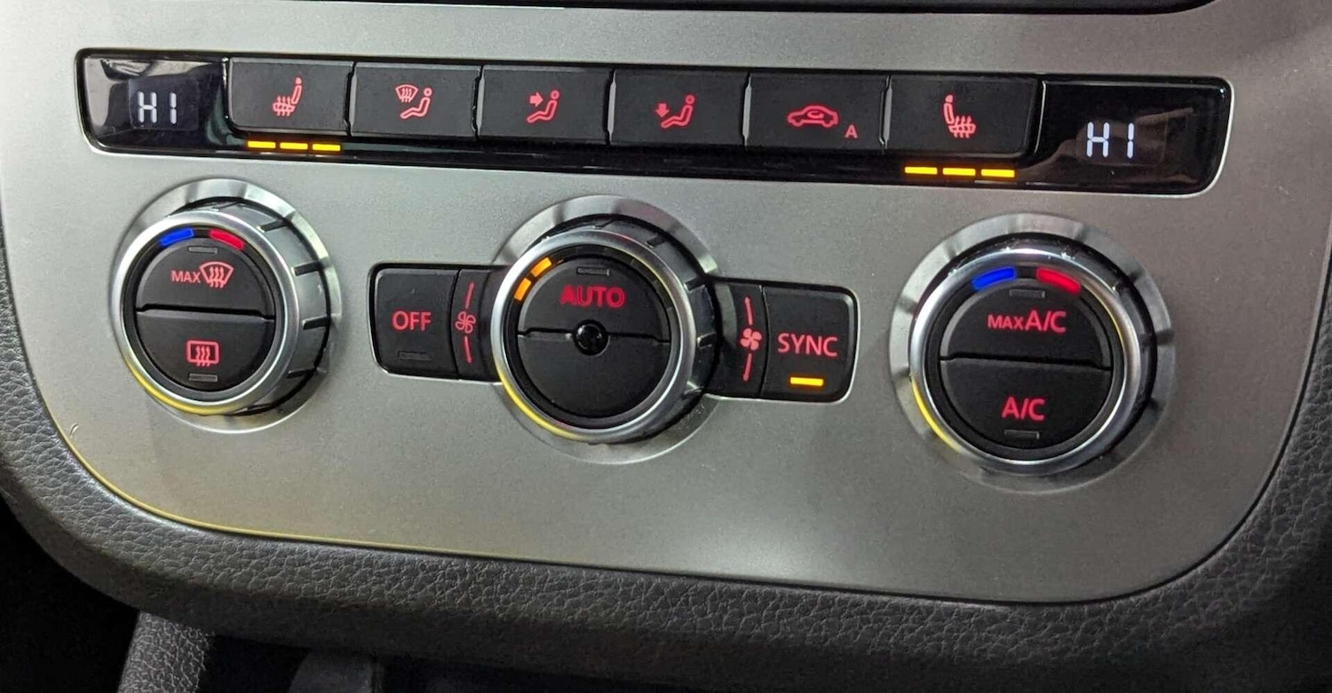 Used Volkswagen Scirocco 2013 for sale - 78203765: Photo 30