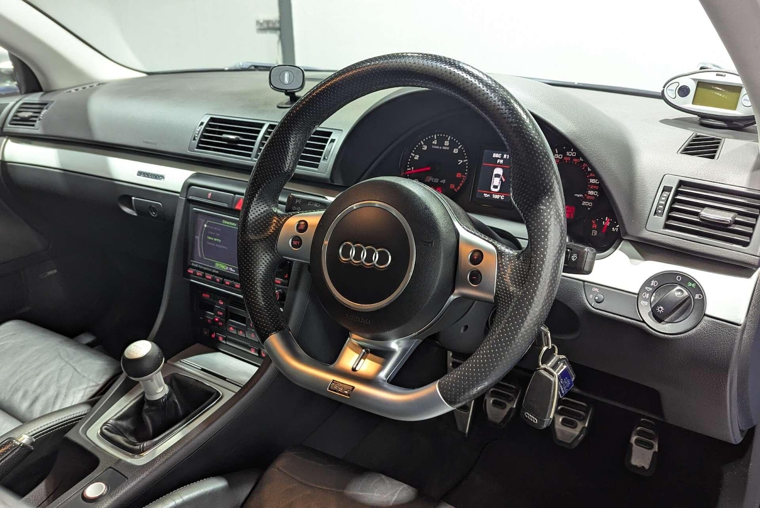 Used Audi RS4 2006 for sale - 77040402: Photo 19