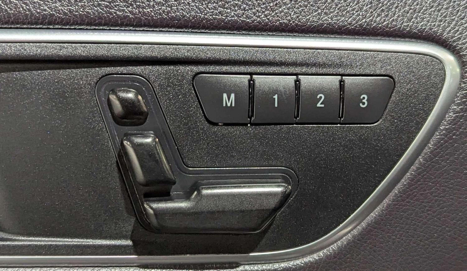 Used Mercedes-Benz A-Class 2015 for sale - 76926409: Photo 22