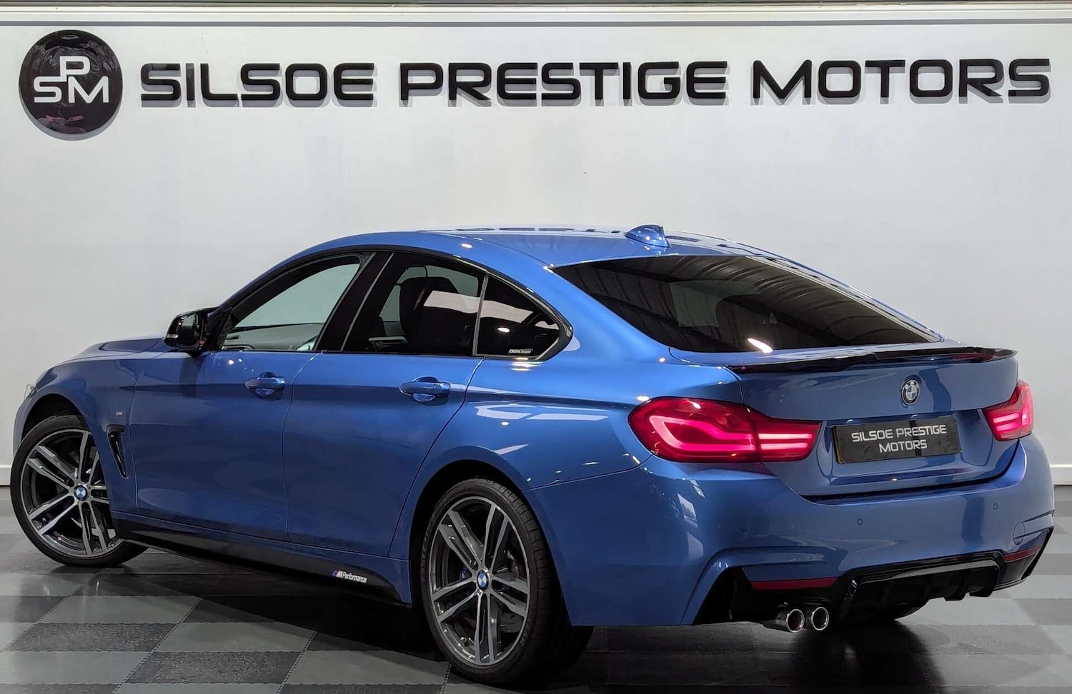 Used BMW 4 Series 2018 for sale - 77190915: Photo 2