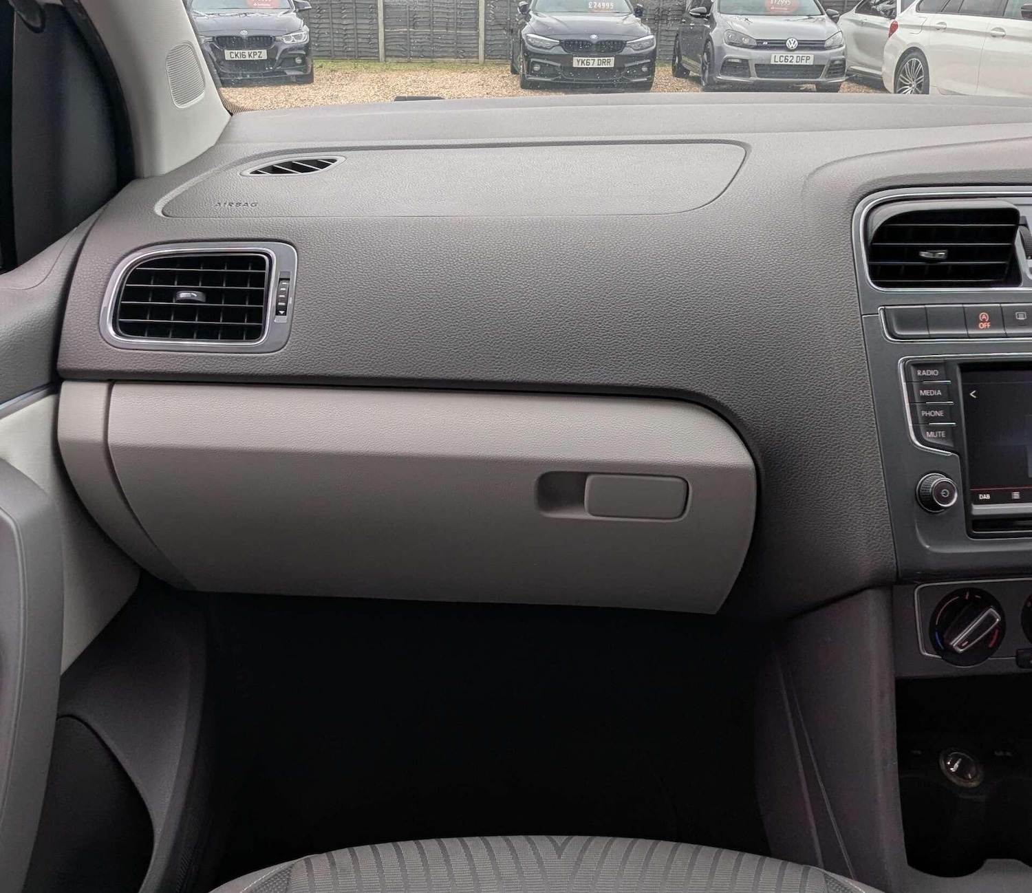 Used Volkswagen Polo 2015 for sale - 78046734: Photo 26