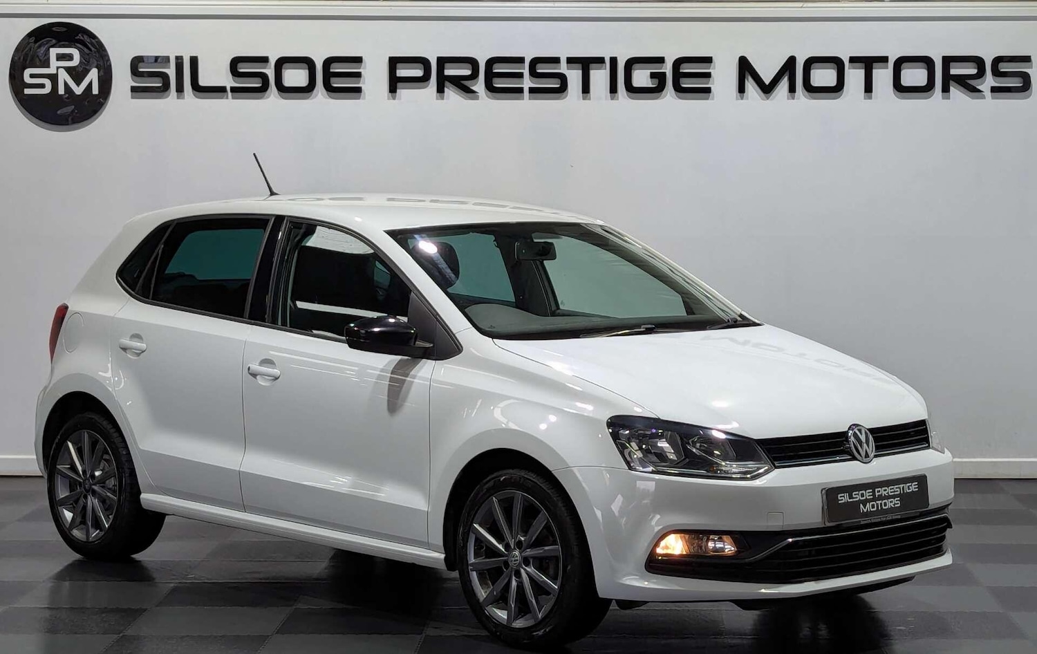 Used Volkswagen Polo 2015 for sale - 78046734: Photo 3
