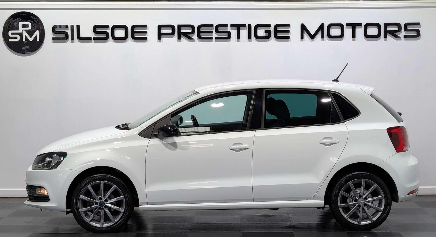 Used Volkswagen Polo 2015 for sale - 78046734: Photo 7