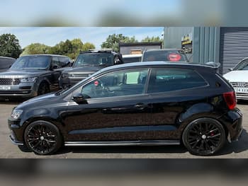 Used Volkswagen Polo 2016 for sale - 79677447: Photo
