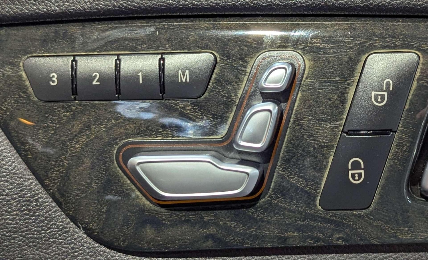 Used Mercedes-Benz CLS 2014 for sale - 77049870: Photo 17