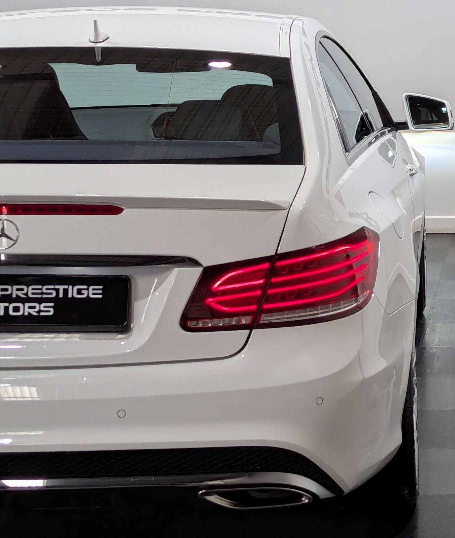 Used Mercedes-Benz E Class for sale - 76729052: Photo 11