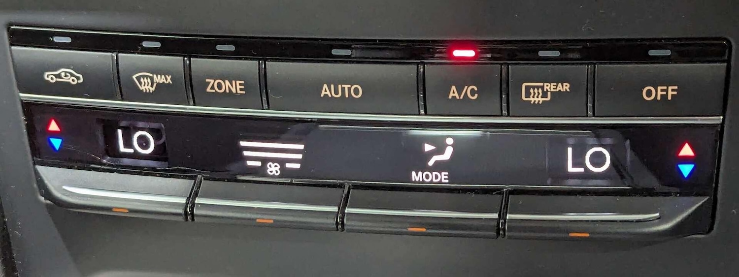 Used Mercedes-Benz E Class for sale - 76729052: Photo 32