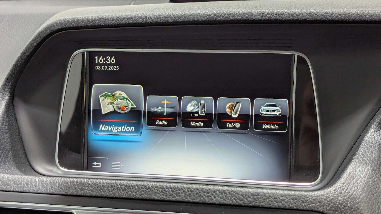 Used Mercedes-Benz E Class for sale - 76729052: Photo 33