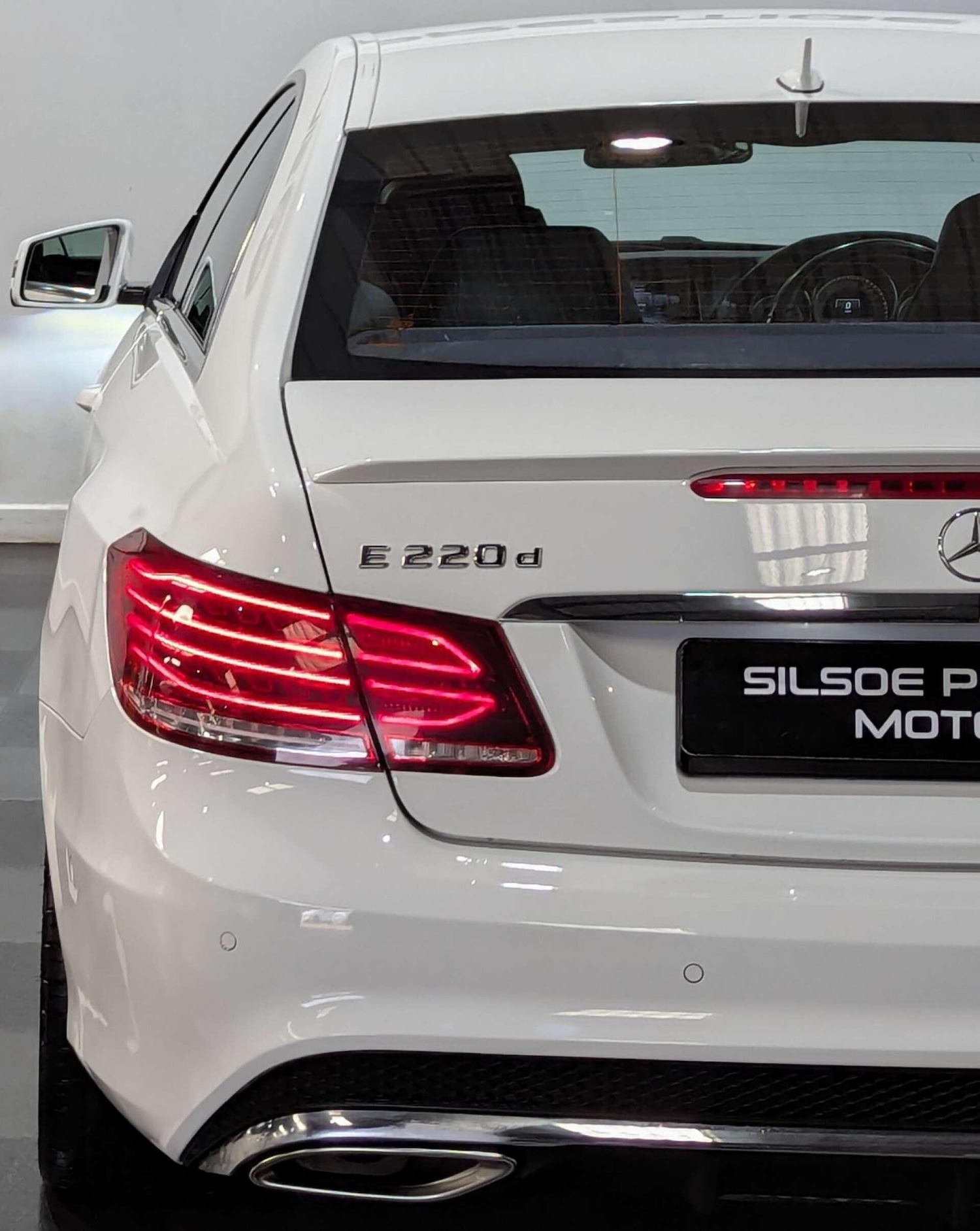 Used Mercedes-Benz E Class for sale - 76729052: Photo 9