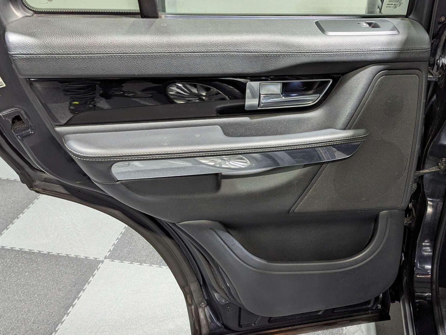 Used Land Rover Range Rover Sport 2011 for sale - 77202501: Photo 26