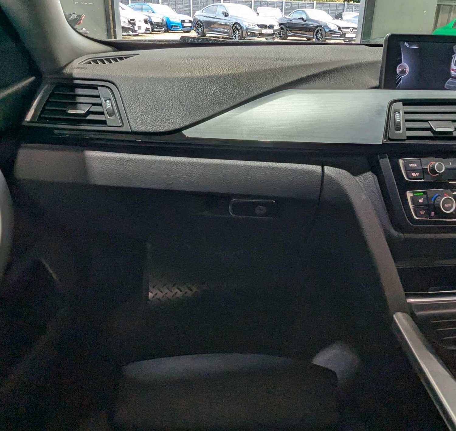 Used BMW 4 Series for sale - 77230451: Photo 26