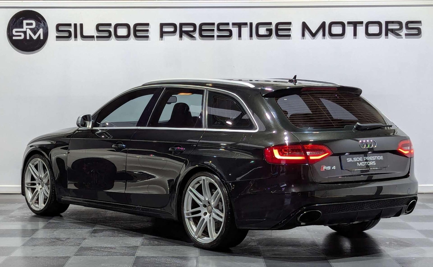 Used Audi RS4 2012 for sale - 77799452: Photo 2