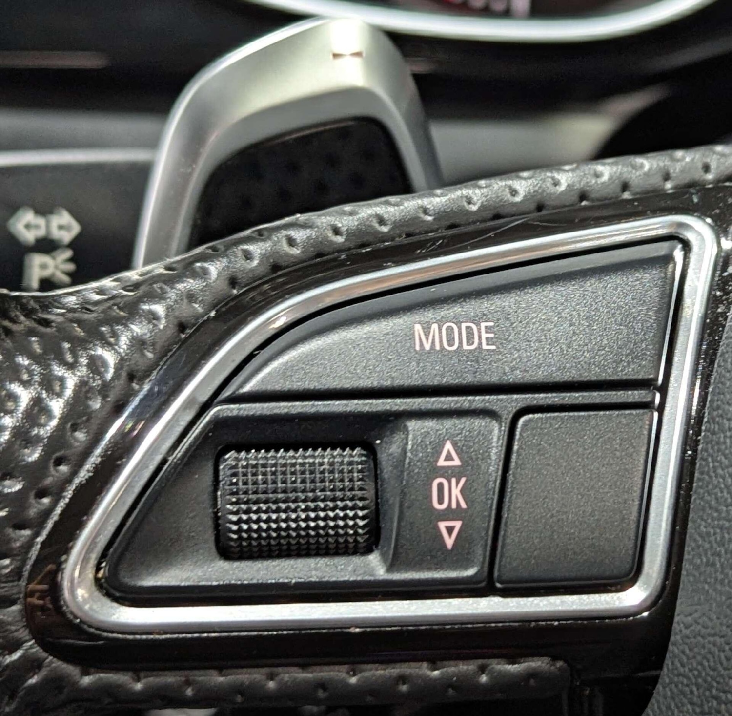 Used Audi A4 for sale - 77015628: Photo 33