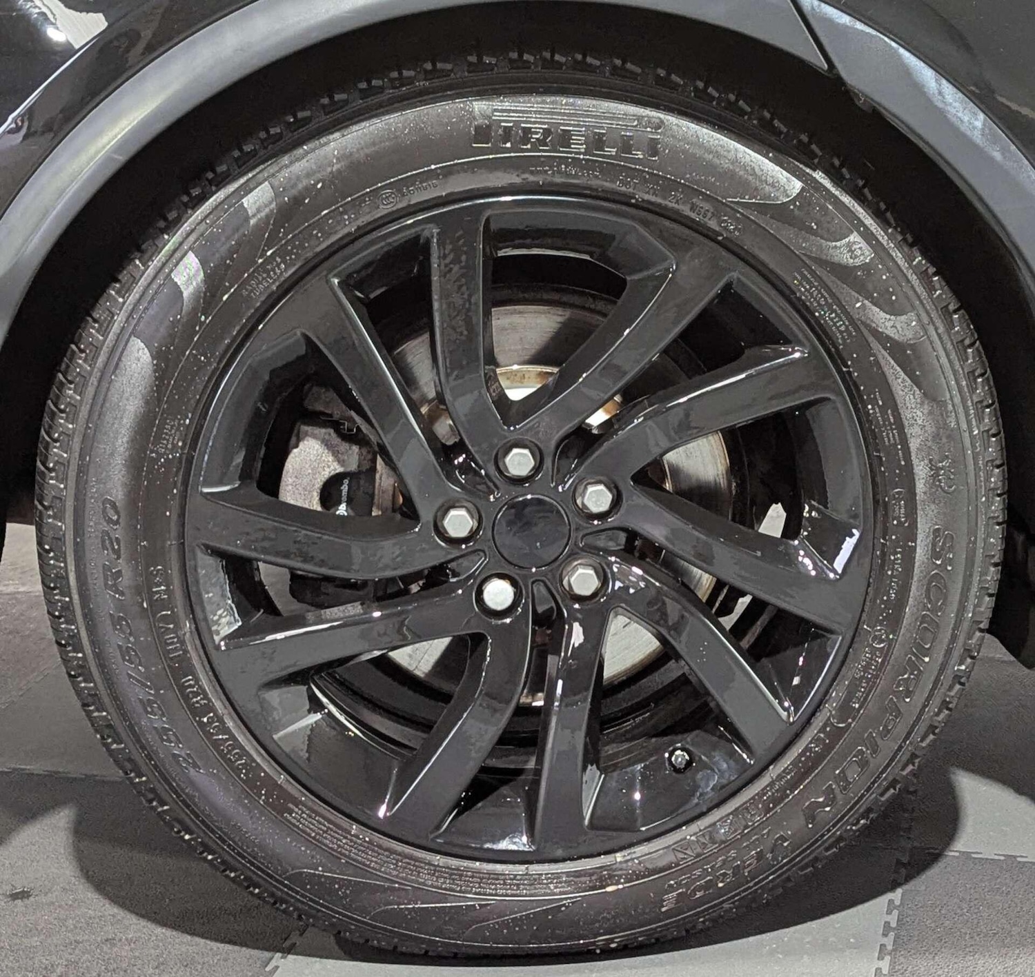 Used Land Rover Discovery 2017 for sale - 76886367: Photo 50