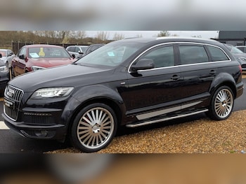 Used Audi Q7 2010 for sale - 77230043: Photo