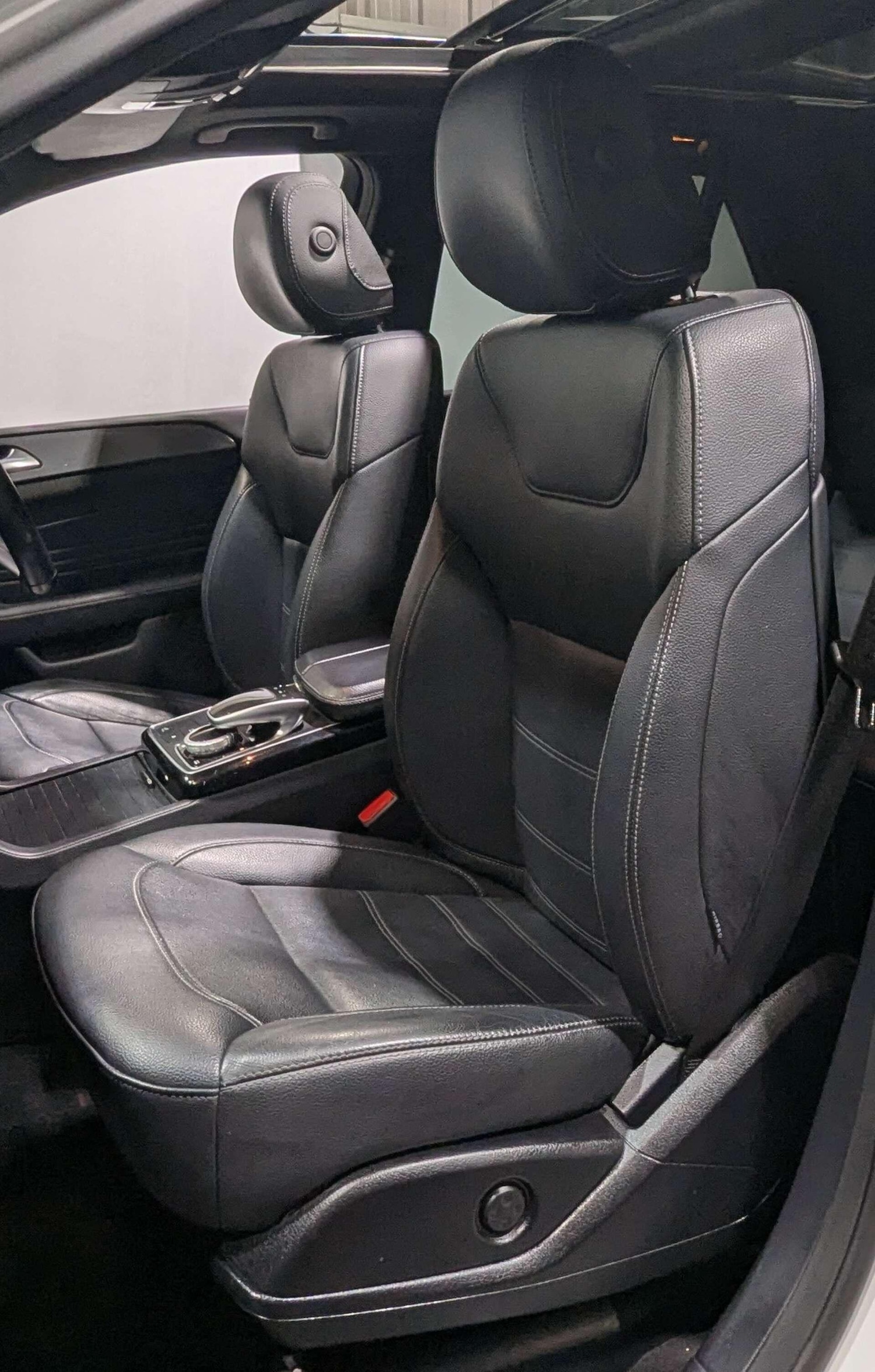 Used Mercedes-Benz GLE 2018 for sale - 77015440: Photo 26