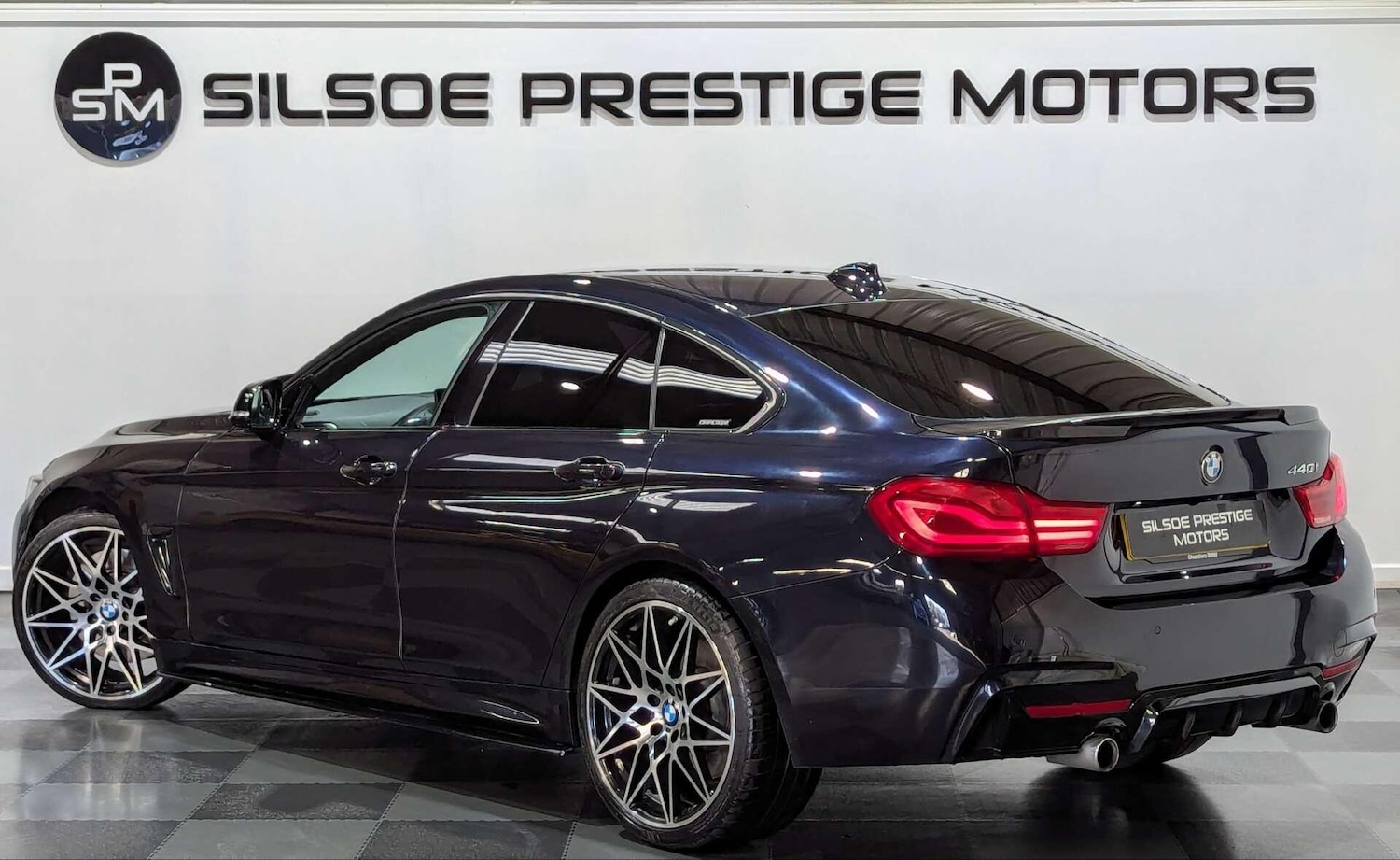 Used BMW 4 Series 2018 for sale - 78204037: Photo 2