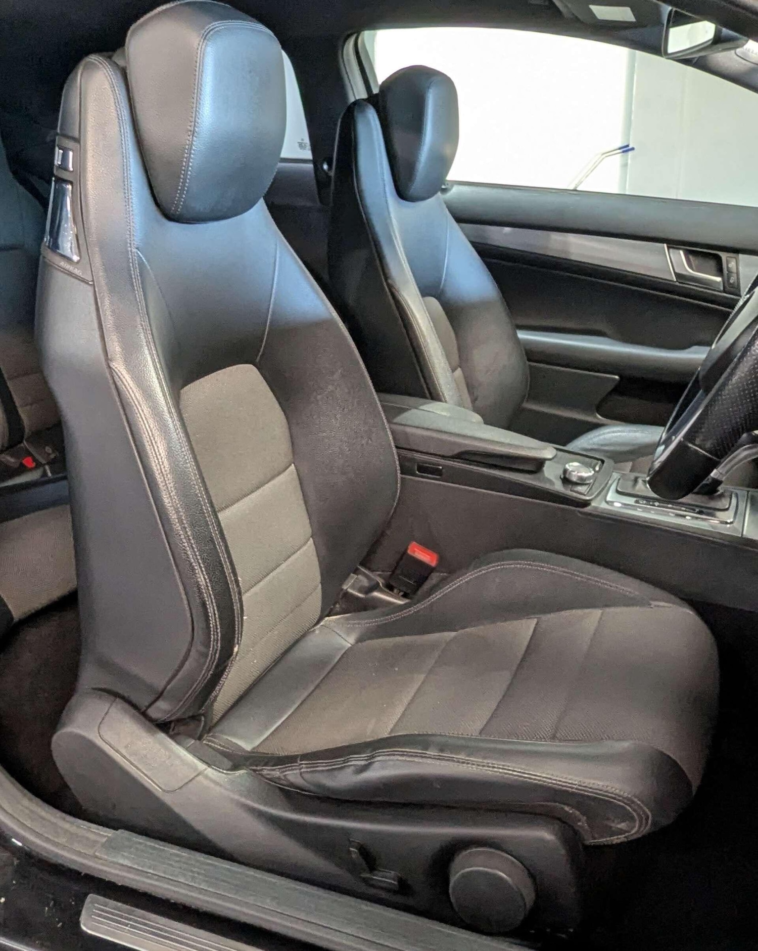 Used Mercedes-Benz C Class 2012 for sale - 77156356: Photo 17