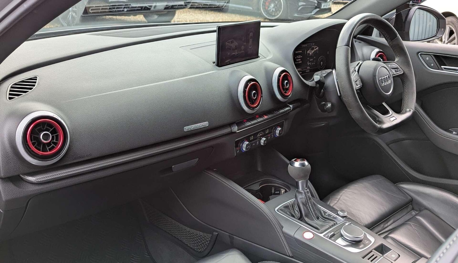 Used Audi RS3 2017 for sale - 76886194: Photo 22