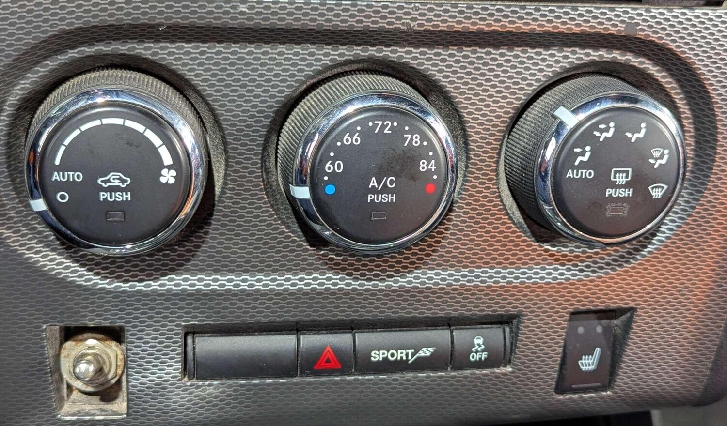 Used Dodge Challenger 2023 for sale - 76731121: Photo 34