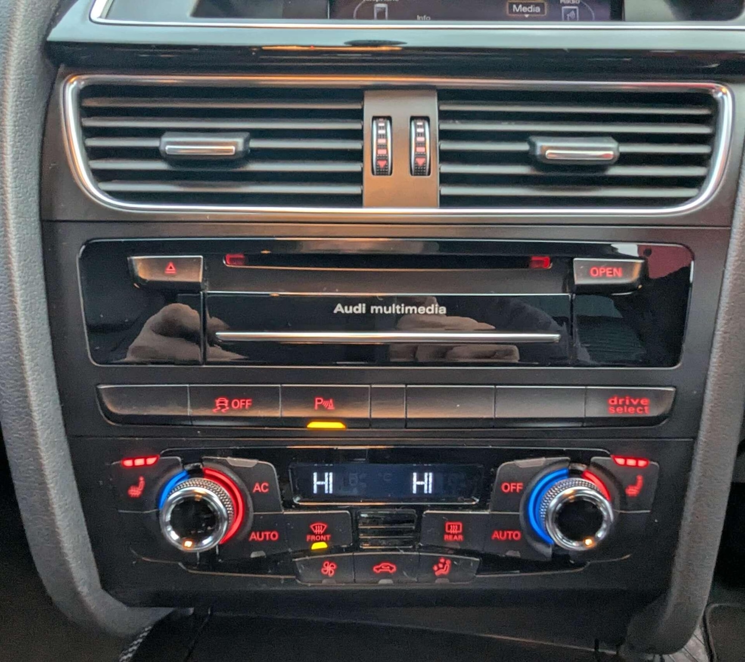 Used Audi A4 for sale - 78205246: Photo 55