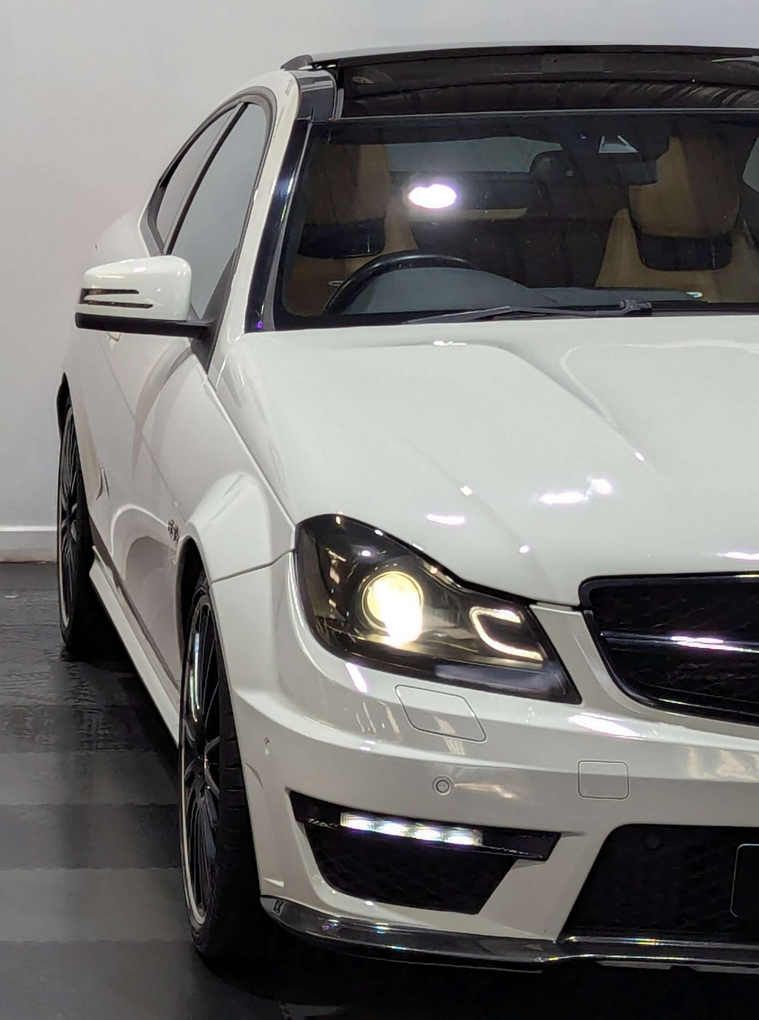 Used Mercedes-Benz C Class 2011 for sale - 77040905: Photo 17