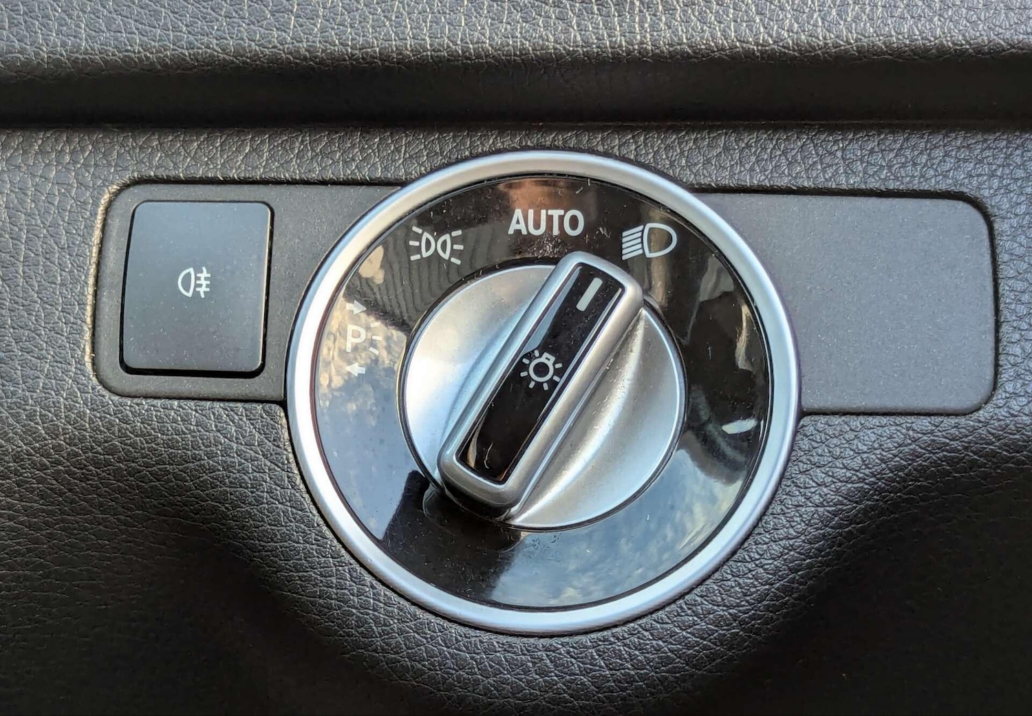 Used Mercedes-Benz C Class 2011 for sale - 77040905: Photo 38