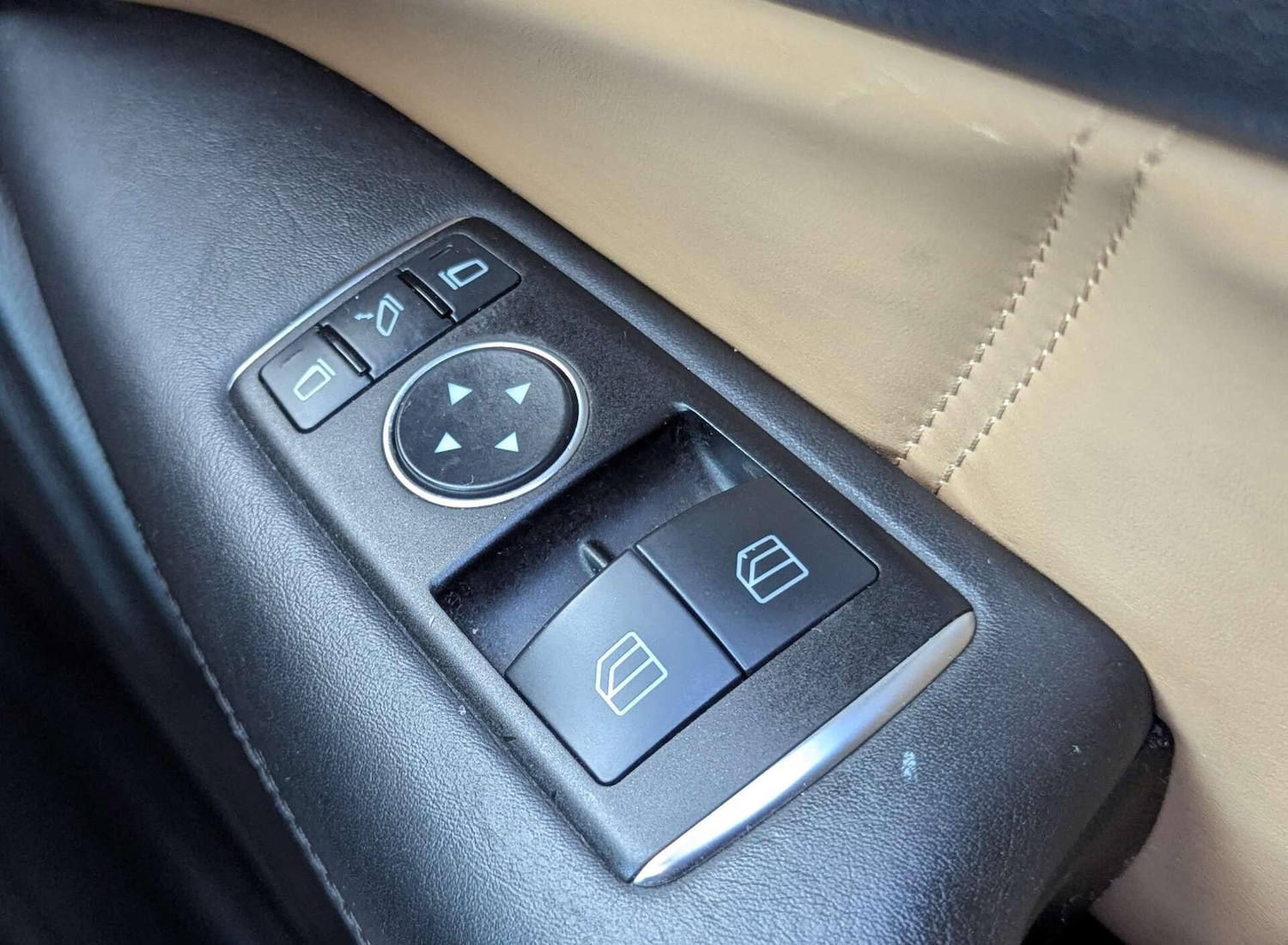 Used Mercedes-Benz C Class 2011 for sale - 77040905: Photo 51