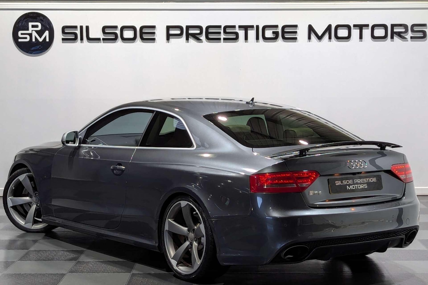 Used Audi RS5 2011 for sale - 77799071: Photo 2