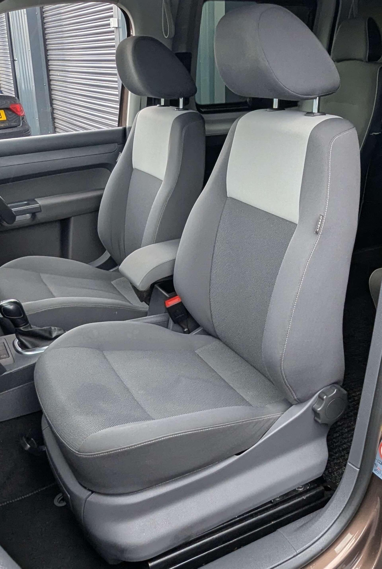 Used Volkswagen Caddy Maxi Life 2014 for sale - 76731114: Photo 22