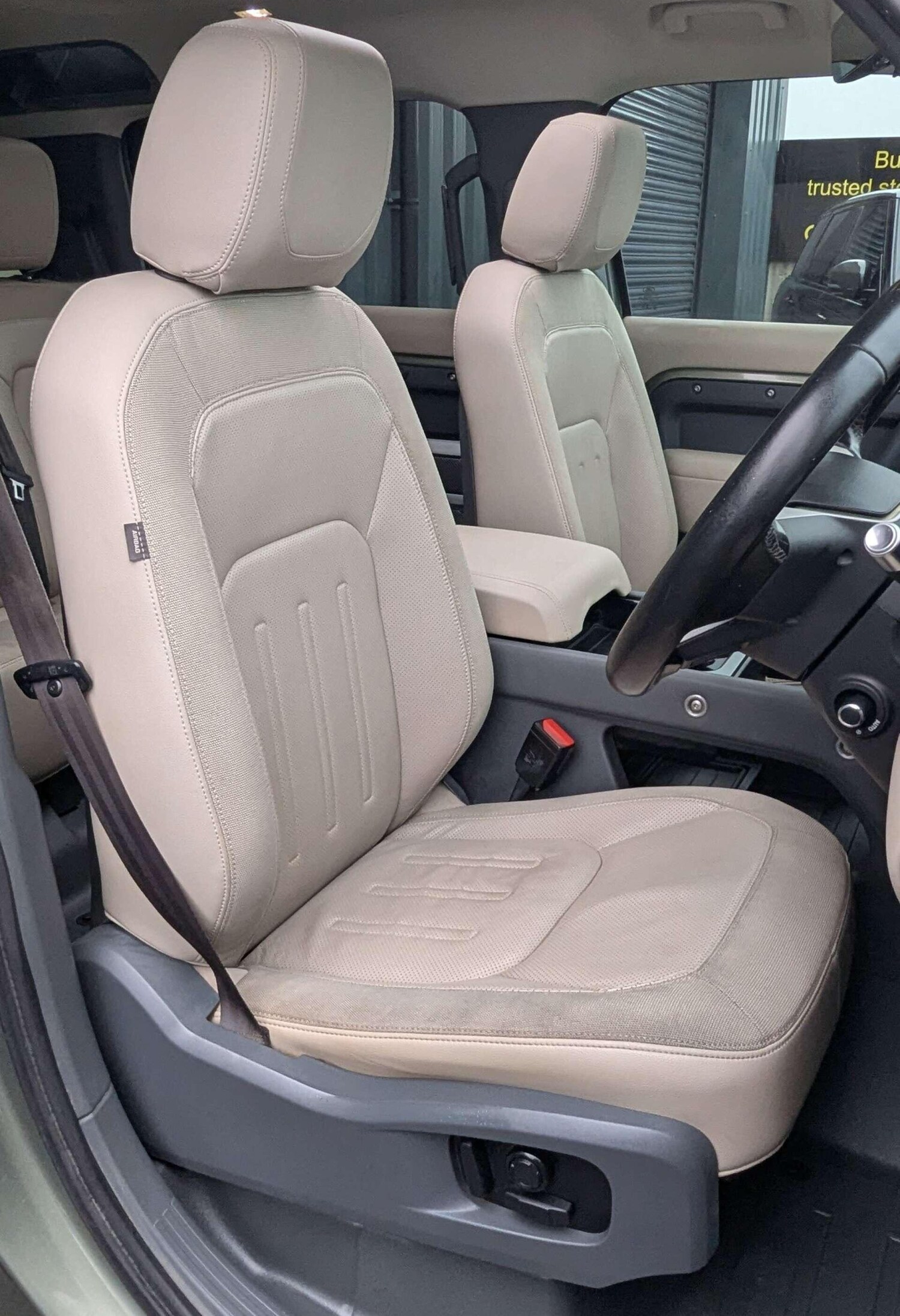 Used Land Rover Defender 2020 for sale - 77573796: Photo 19