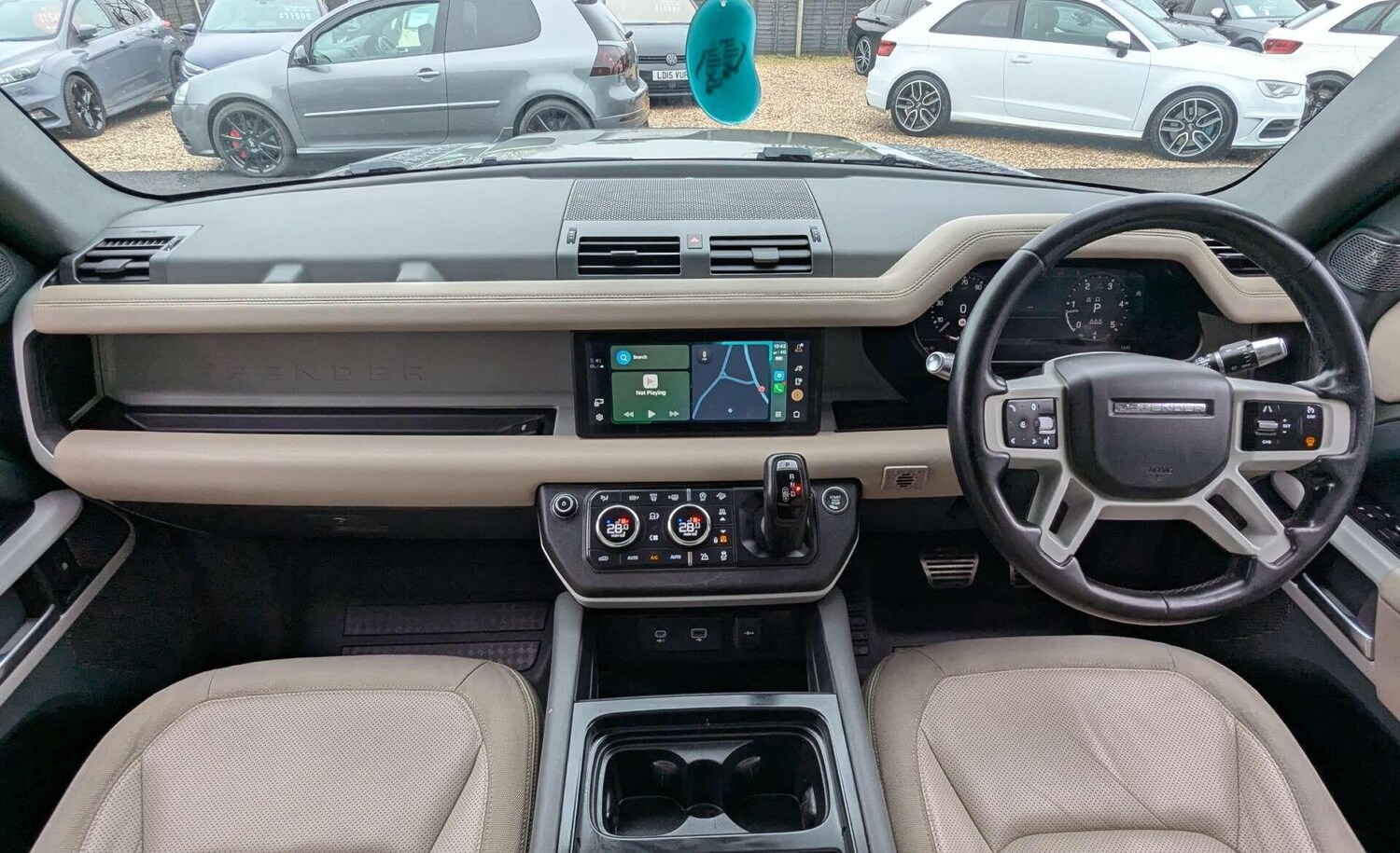 Used Land Rover Defender 2020 for sale - 77573796: Photo 32