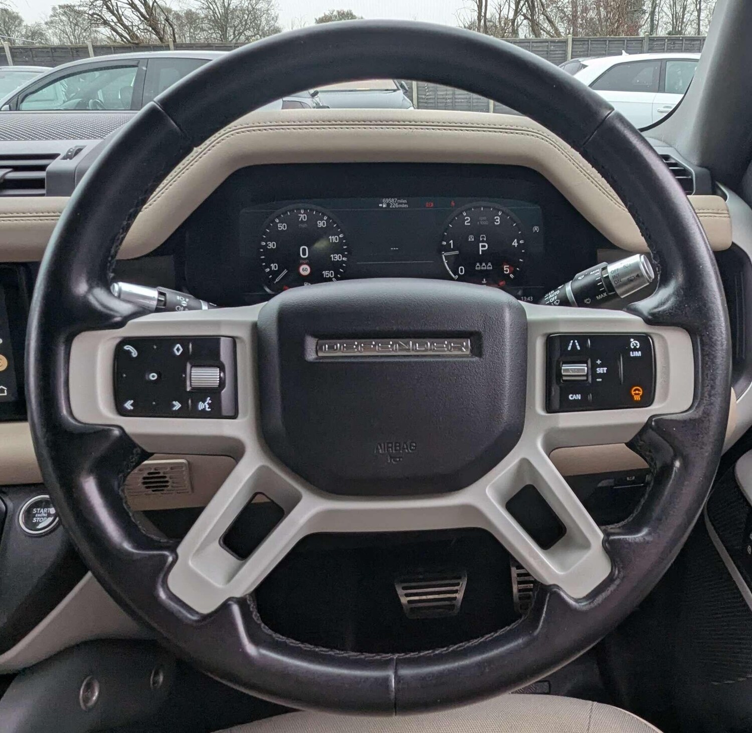 Used Land Rover Defender 2020 for sale - 77573796: Photo 34