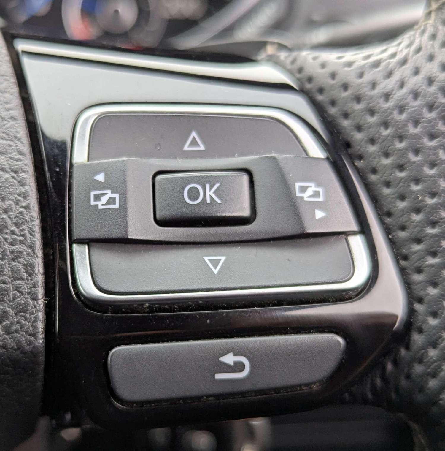 Used Volkswagen Golf for sale - 77753706: Photo 35