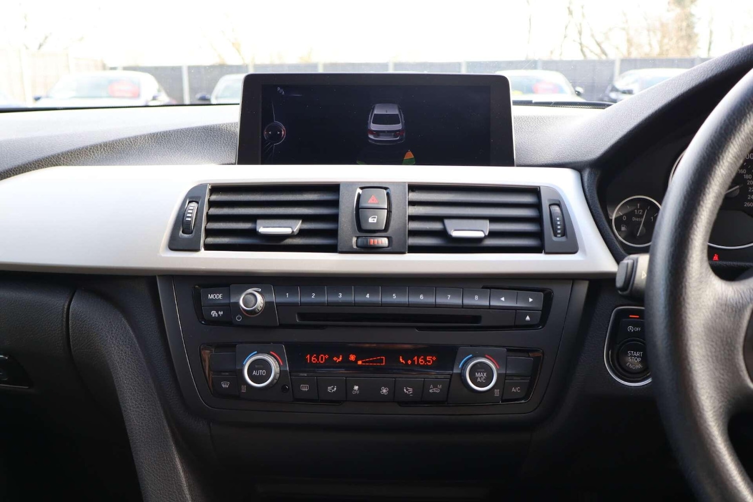 Used BMW 3 Series 2014 for sale - 77982426: Photo 24