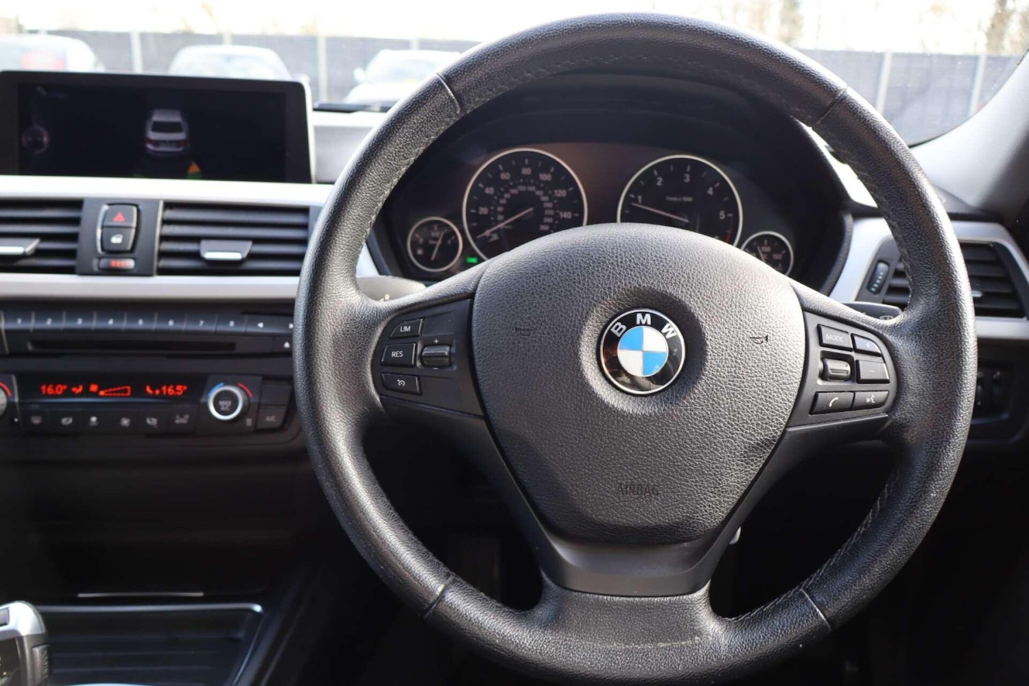 Used BMW 3 Series 2014 for sale - 77982426: Photo 28