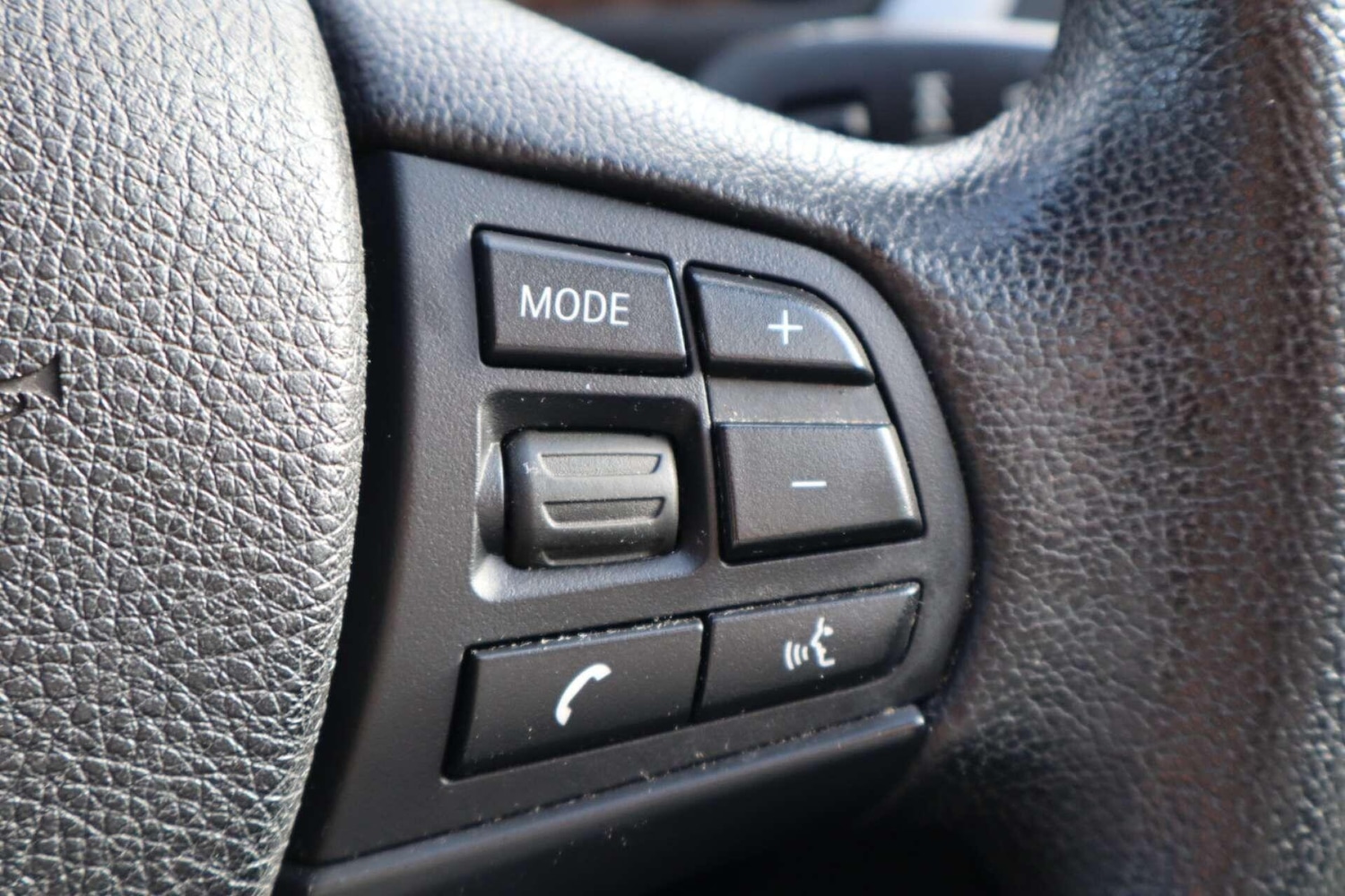 Used BMW 3 Series 2014 for sale - 77982426: Photo 29