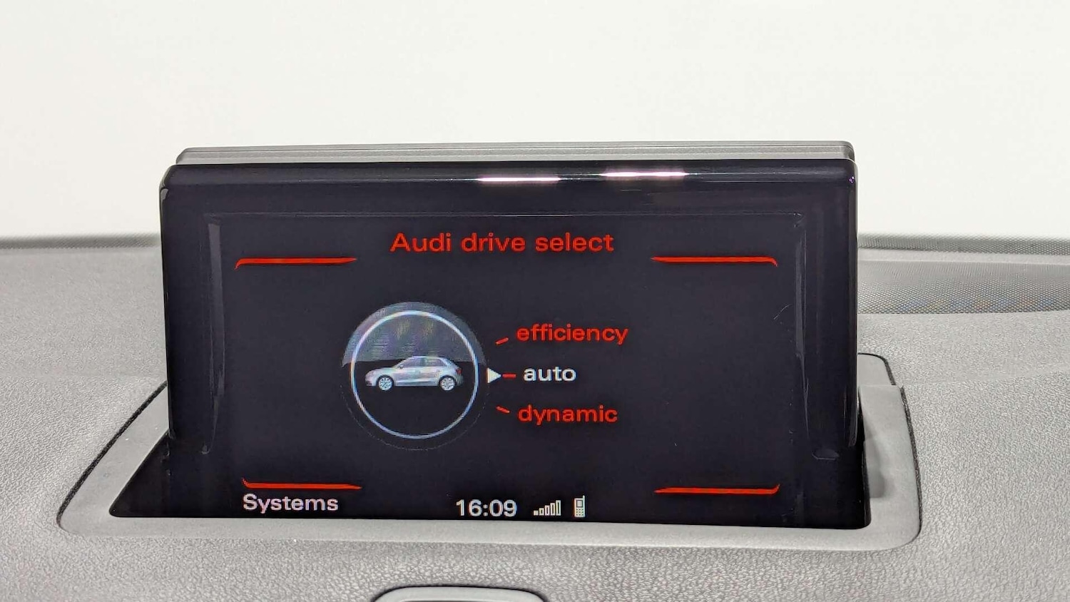 Used Audi A1 2015 for sale - 77040306: Photo 36