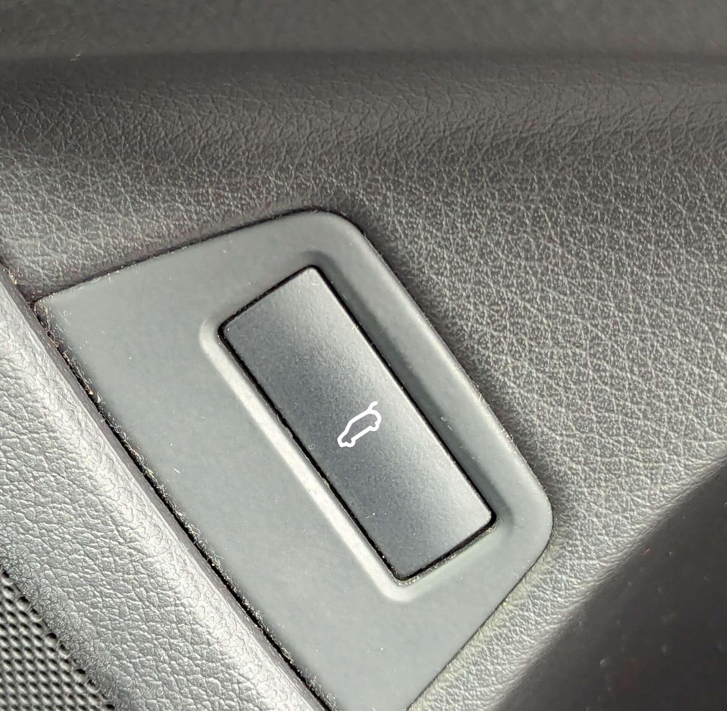 Used Audi Q7 2012 for sale - 77612190: Photo 43