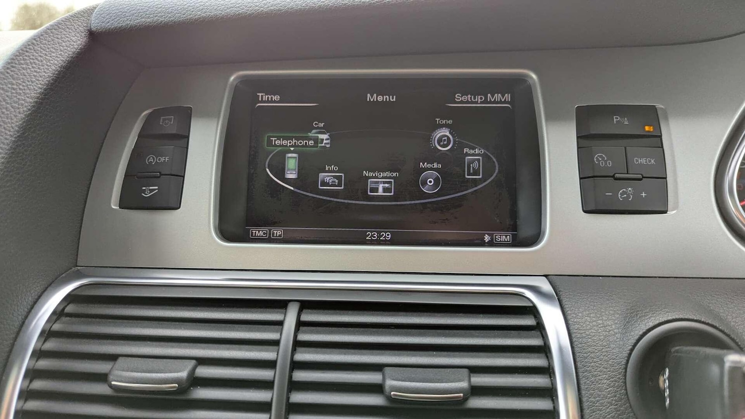 Used Audi Q7 2012 for sale - 77612190: Photo 48