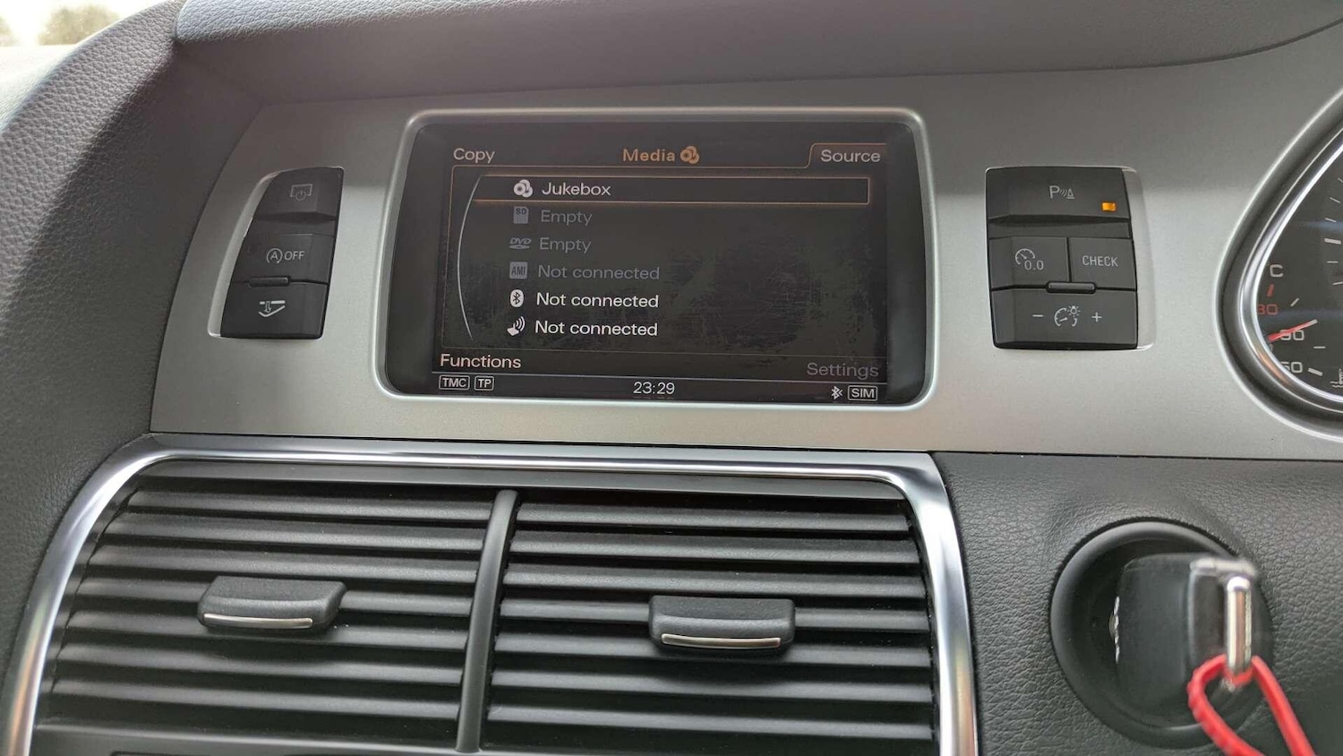 Used Audi Q7 2012 for sale - 77612190: Photo 49