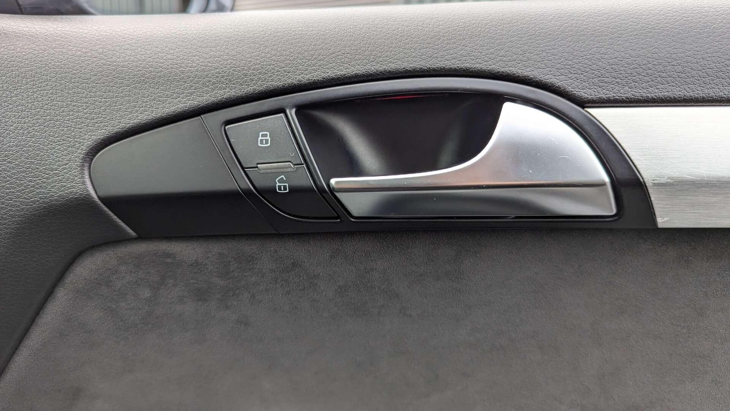 Used Audi Q7 2012 for sale - 77612190: Photo 53