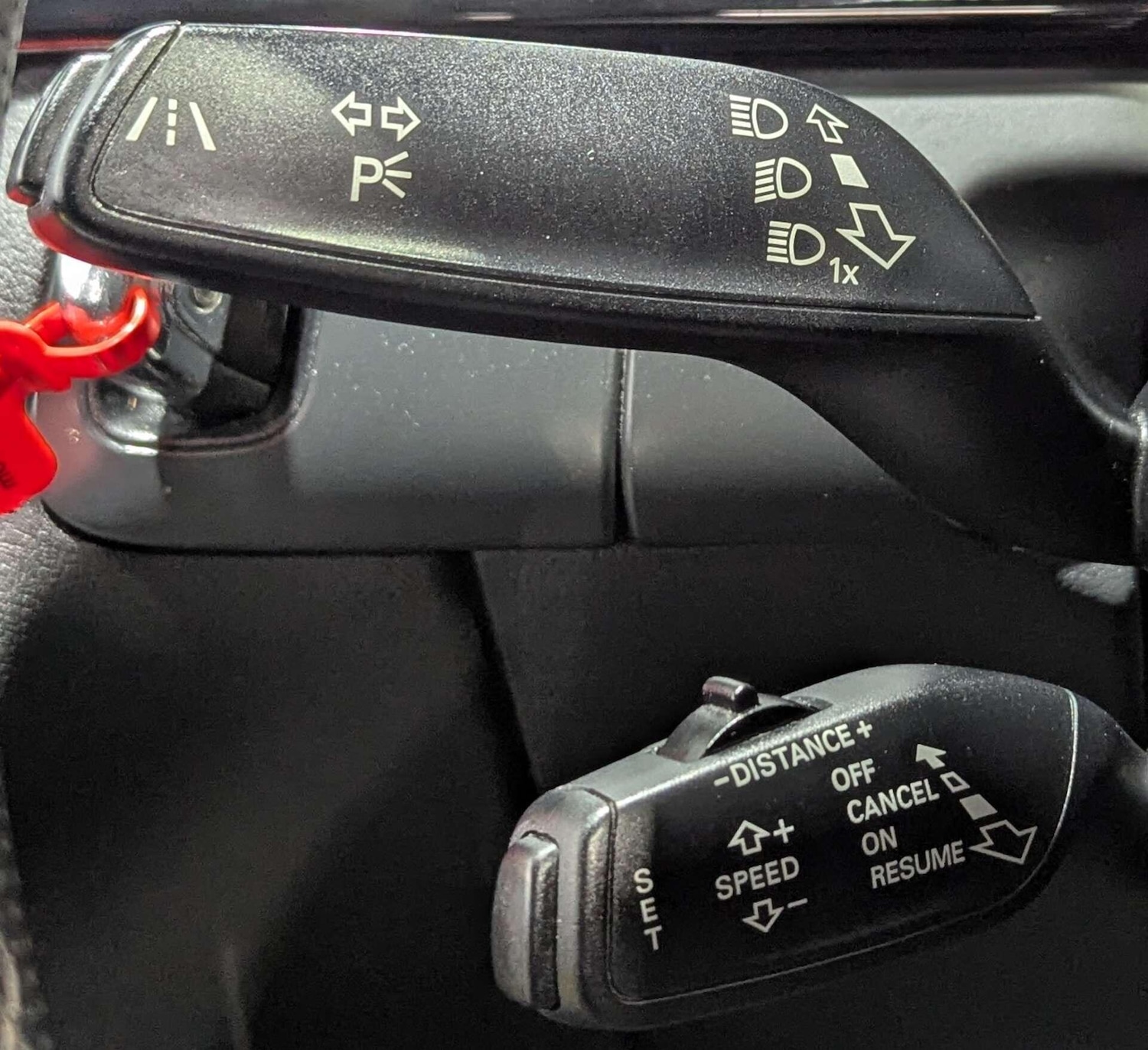 Used Audi RS4 2015 for sale - 77040401: Photo 32