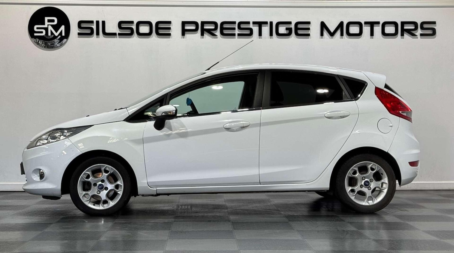 Used Ford Fiesta 2012 for sale - 77229369: Photo 4