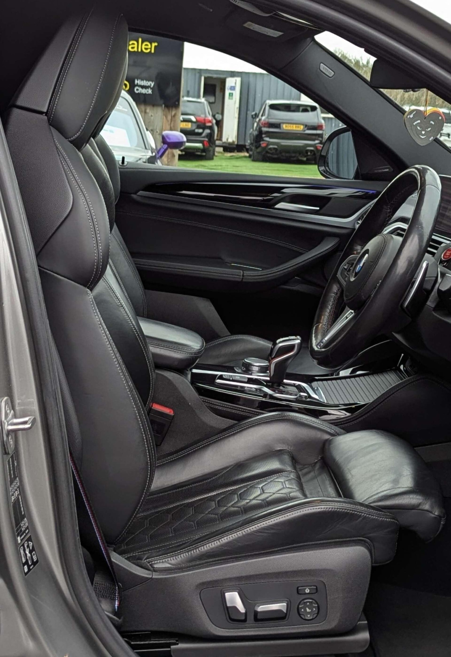 Used BMW X4 2019 for sale - 76731112: Photo 18