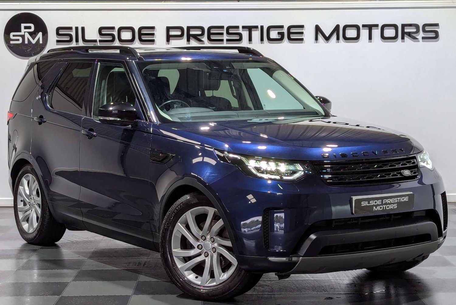 Used Land Rover Discovery 2018 for sale - 76731101: Photo 1