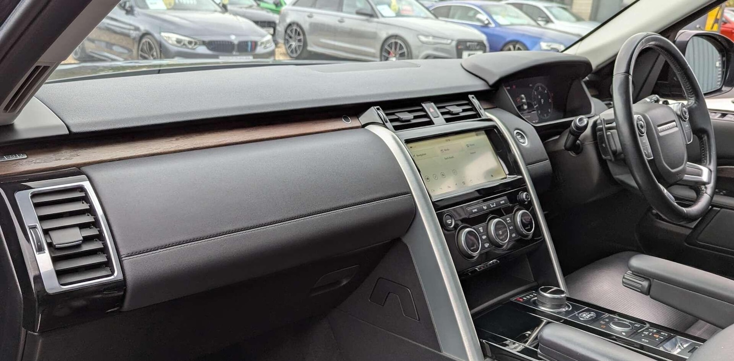 Used Land Rover Discovery 2018 for sale - 76731101: Photo 27